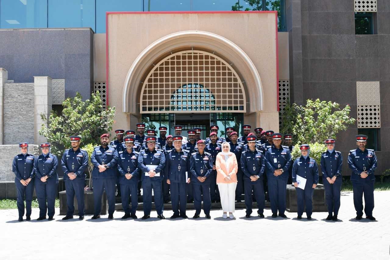 نائب المفتش العام يكرم المشاركين بدورة استراتيجات السعادة الوظيفية ودورها في تعزيز الإنتاجية <